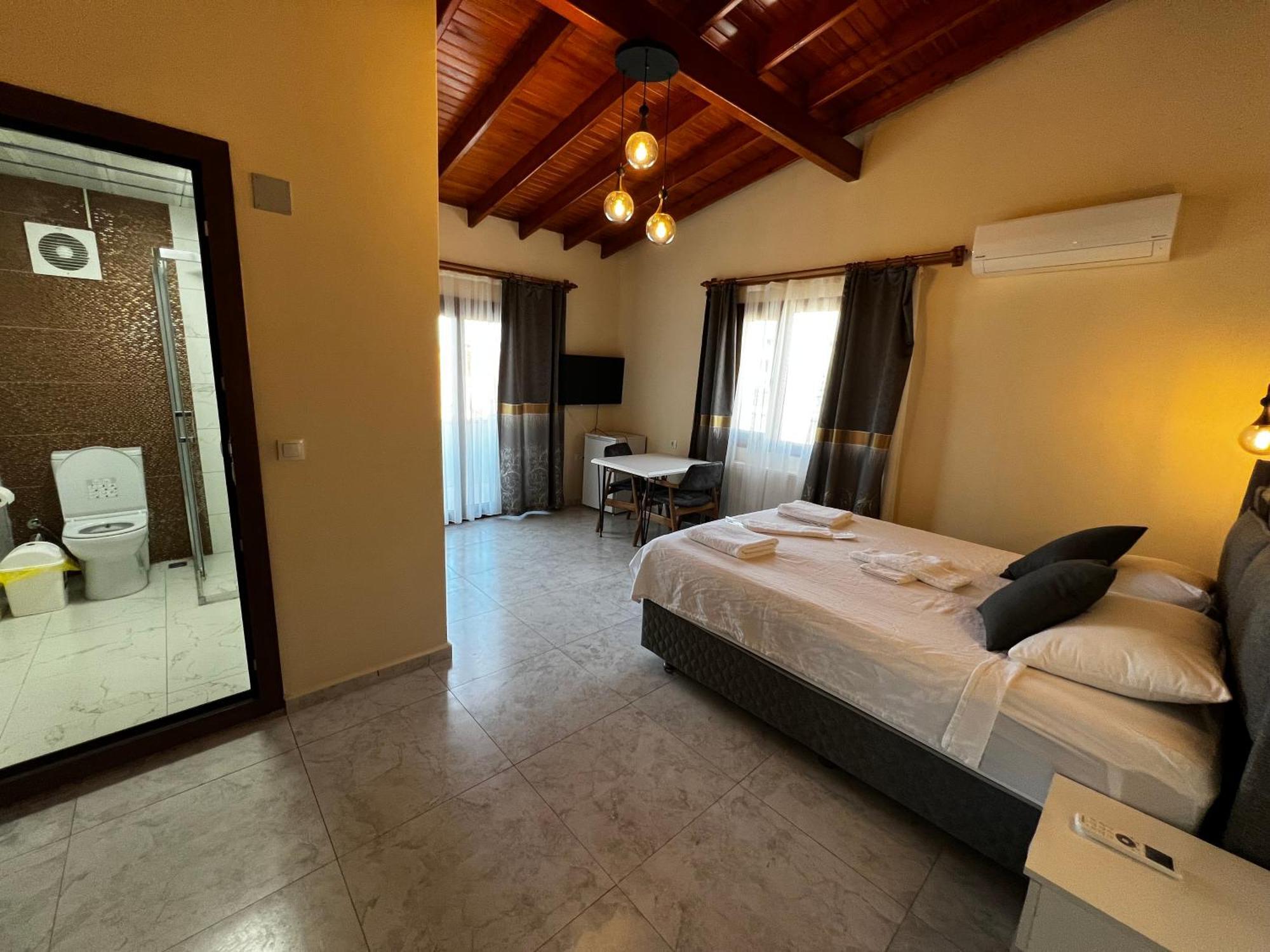 Ada Konak Otel Urla Luaran gambar