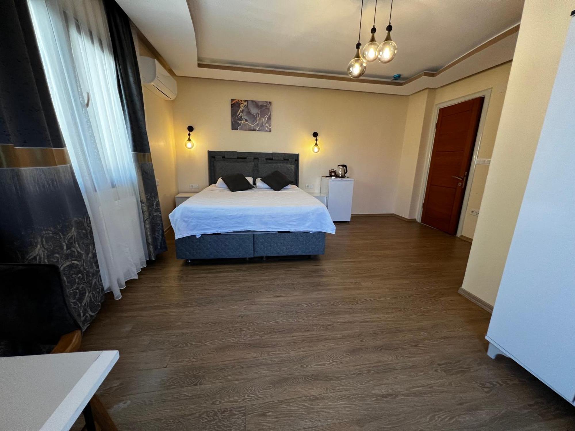 Ada Konak Otel Urla Luaran gambar